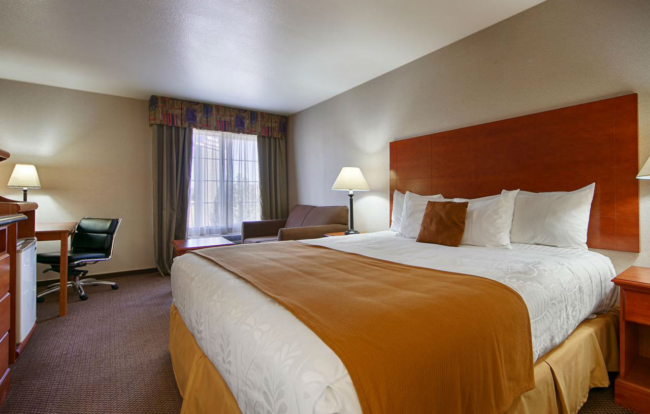 Western Twin View And Hotel Redding