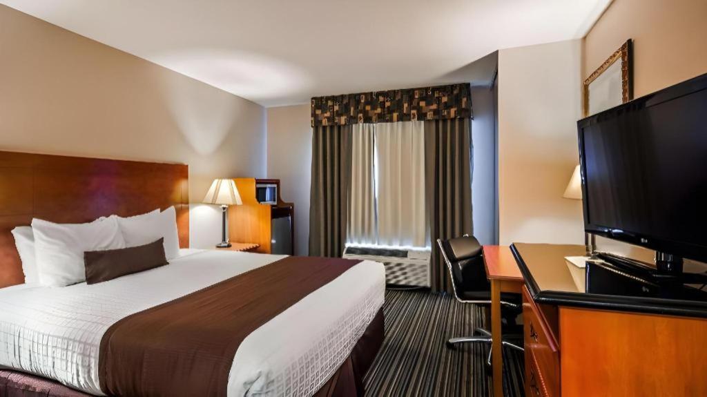 Western Twin View And Hotel 2*